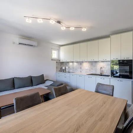 شقة Nina - Valentina *